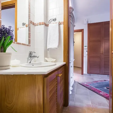 Voukamvilia Junior Suite In Epidavros Shared Pool Nea Epidavros Exterior photo