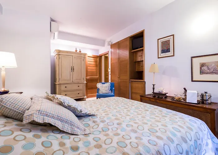 Voukamvilia Junior Suite In Epidavros Shared Pool