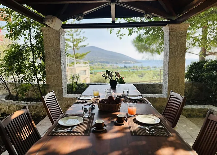 Voukamvilia Junior Suite In Epidavros Shared Pool