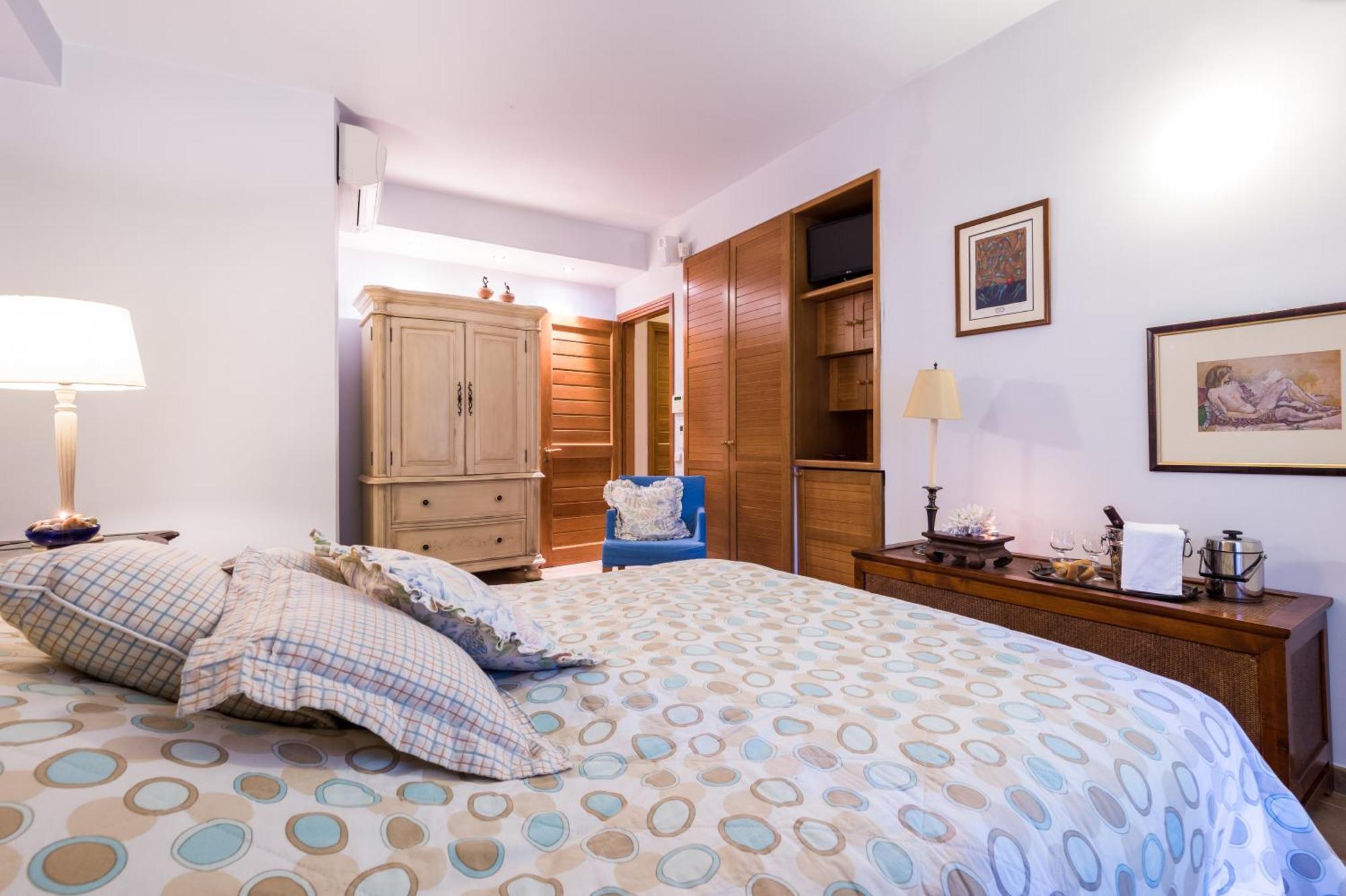 Apartment Voukamvilia Junior In Epidavros Shared Pool *
